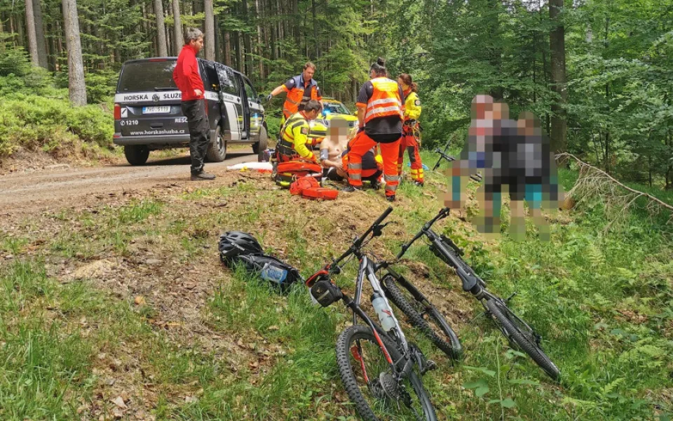 Náročné léto mají za sebou horší záchranáři ze Šumavy, pomáhali zraněným cyklistům i hledali zatoulaného autistu