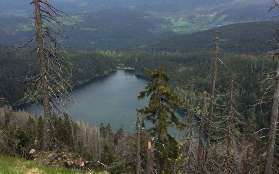 Černé jezero