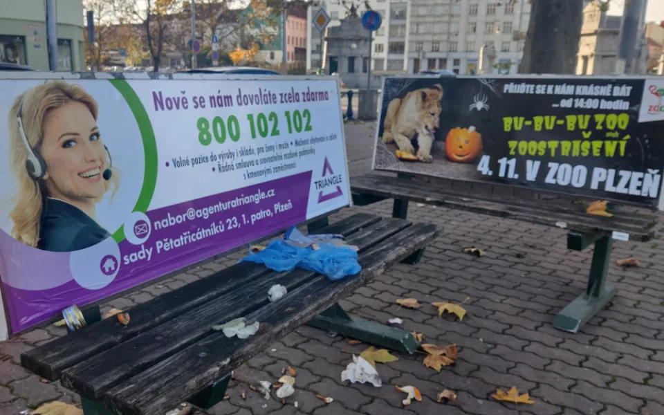 ANKETA: Využíváte lavičky v centru města k posezení nebo raději postojíte?