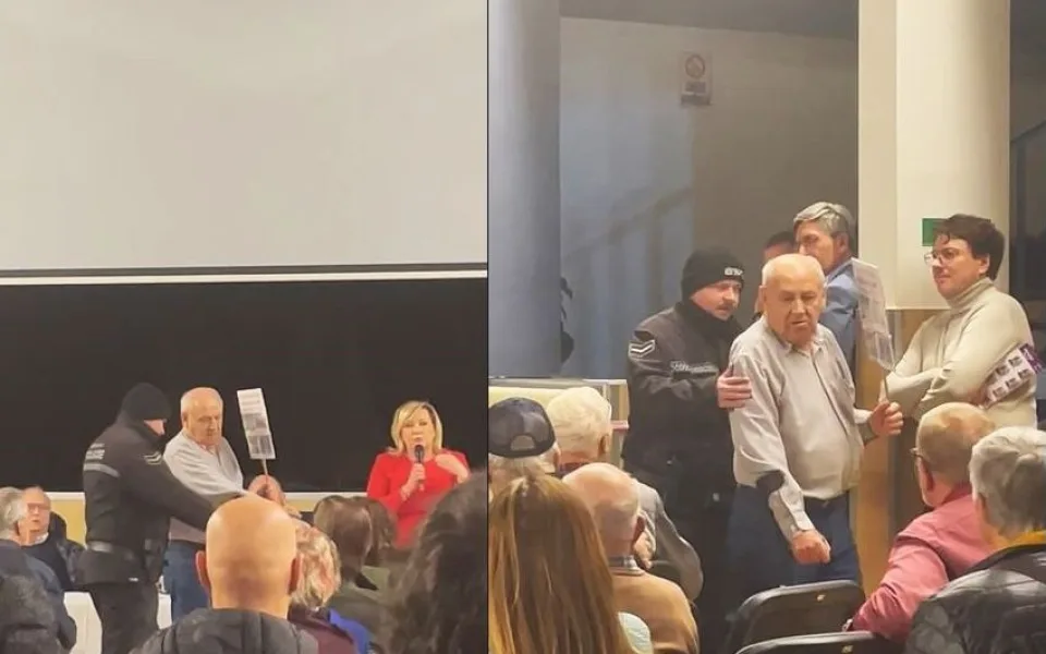 Známý senior se svým transparentem opět narušil mítink ANO