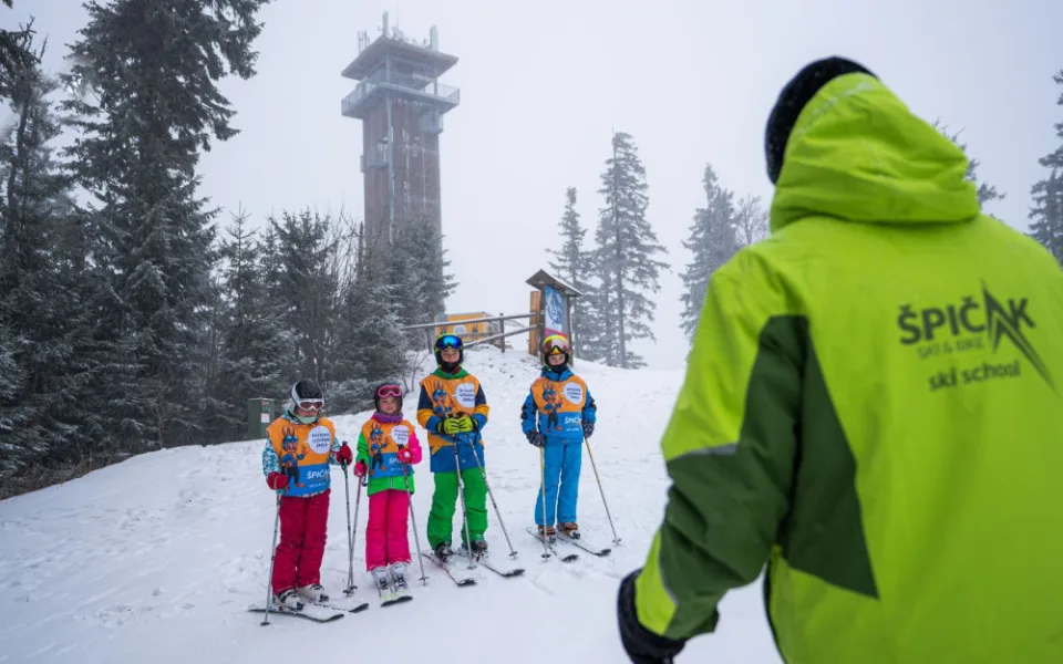 Šumavský Ski&amp;Bike Špičák zahájí zimní sezónu 7. prosince, cenu skipasů letos středisko nezdražilo
