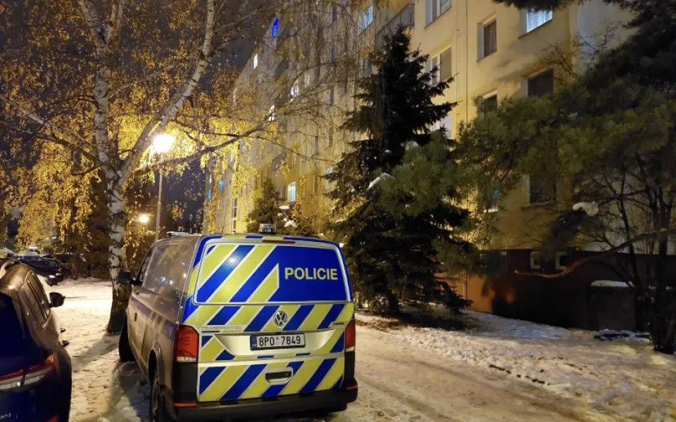 Žena zemřela poté, co ji partner pobodal nožem. Policie již pachatele zadržela