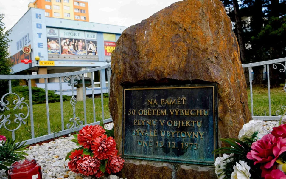 Pomník obětem výbuchu plynu v Tachově