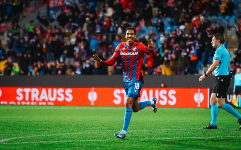 Plzeň na závěr skupiny EKL porazila Astanu 3:0, šestou výhrou vyrovnala rekord