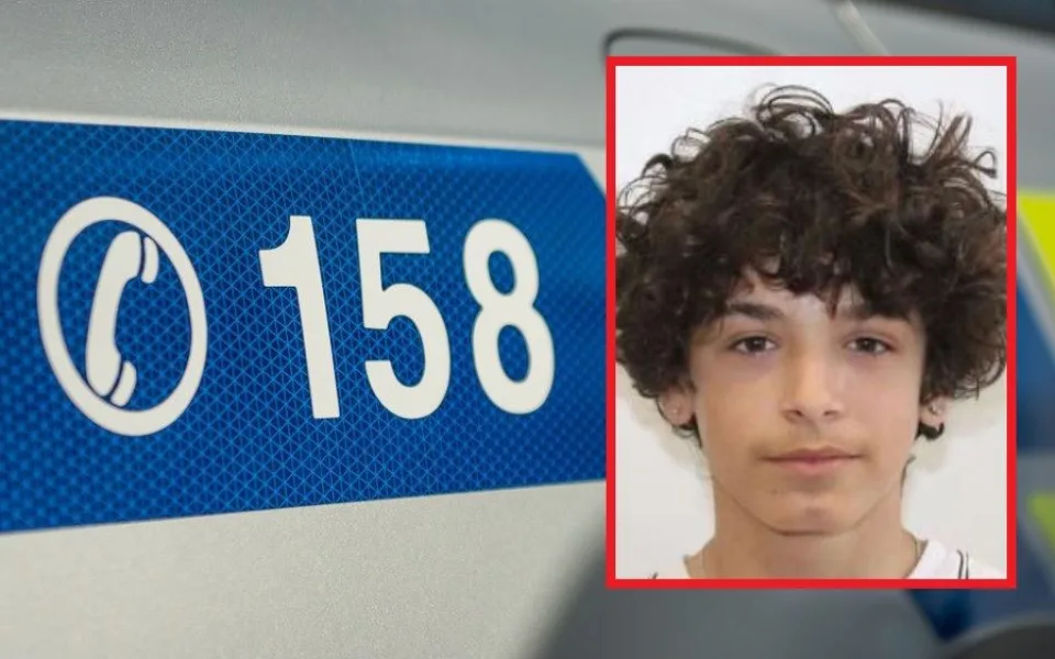 Vyhlášený útěkář s bujnou kšticí vyrazil na další z mnoha svých dobrodružných cest a nevrátil se domů