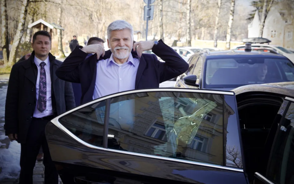 Prezident Petr Pavel navštíví svůj rodný kraj, setká s leteckými záchranáři v Líních a vyrazí i na Šumavu