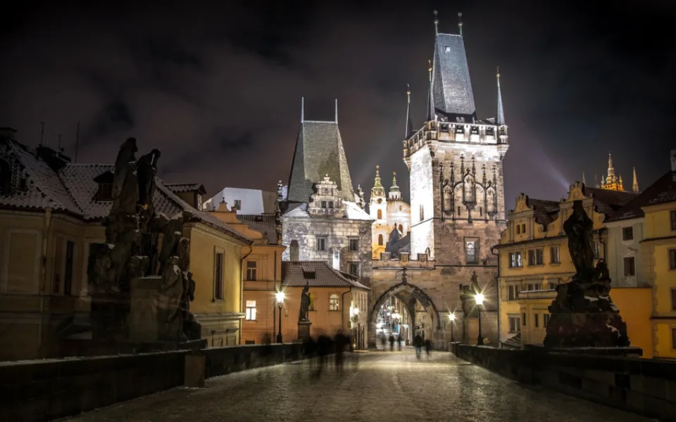 prague-1168302_1280