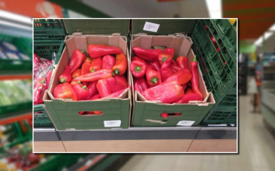 Rizikové papriky z Albánie. Obchod je nabízel s trojnásobným množstvím pesticidů