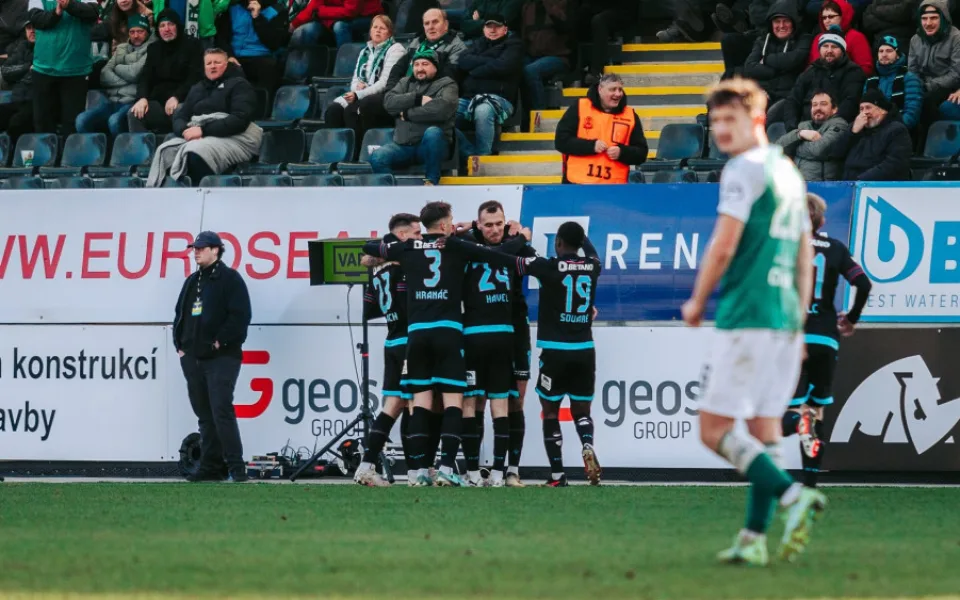 Plzeňští fotbalisté využili v Jablonci díky Chorému přesilovku a vyhráli 2:1