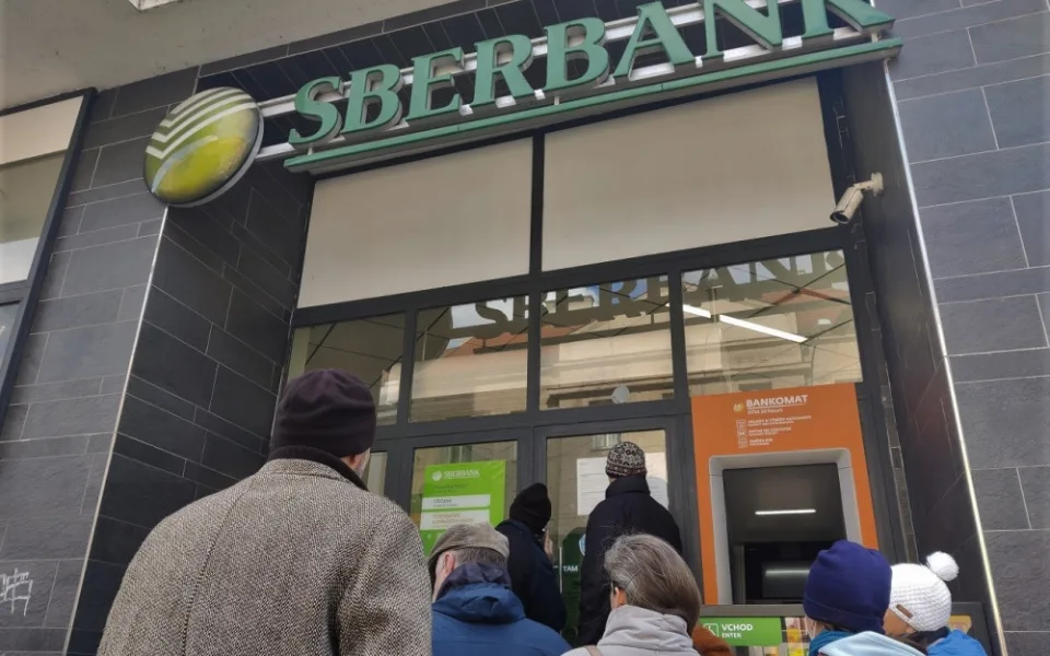 Bývalá pobočka banky v Plzni na Americké třídě