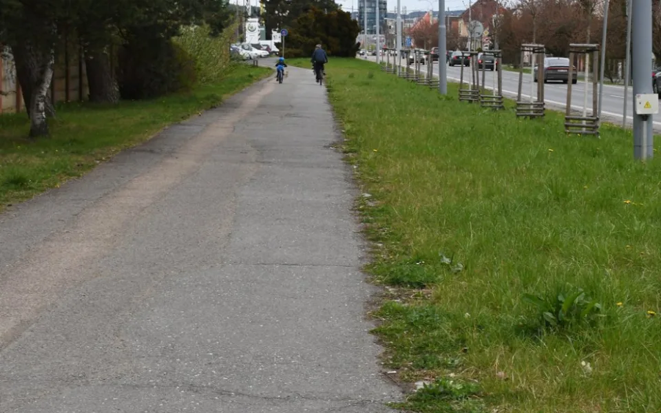 Město opraví 700 metrů stezky pro pěší a cyklisty, akce vyjde na tři miliony