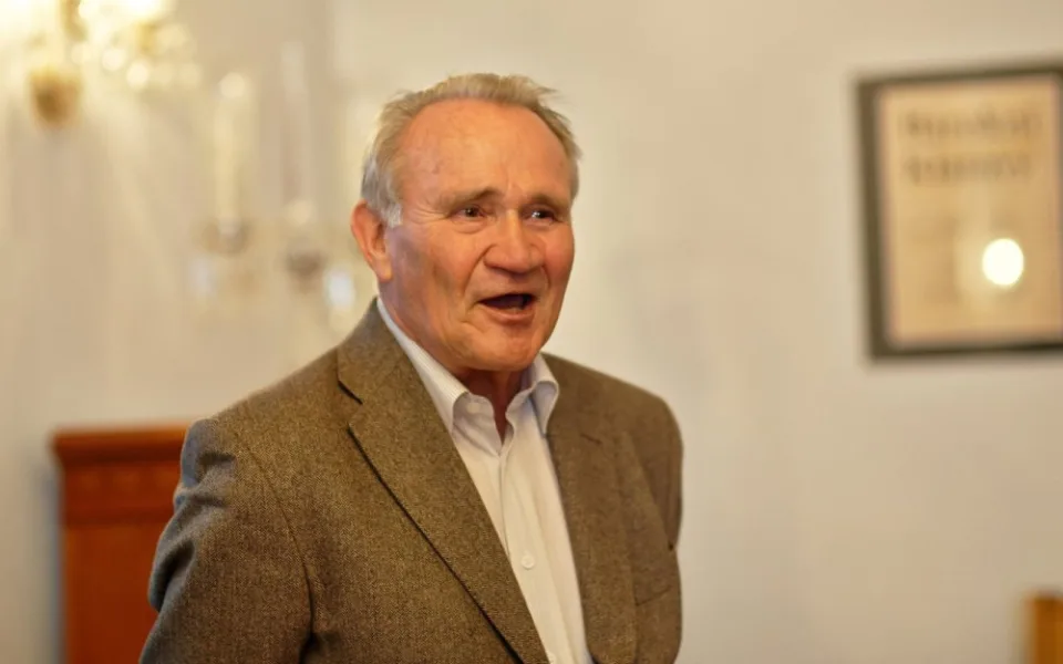 Zemřel druhý porevoluční starosta Klatov Karel Mráz. Byl uznávaným politikem i oblíbeným pedagogem