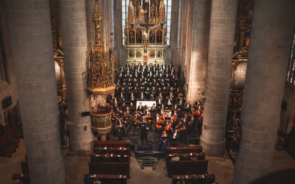 Plzeňská filharmonie odehraje více koncertů, posluchači se mohou těšit vystoupení v katedrále i synagoze