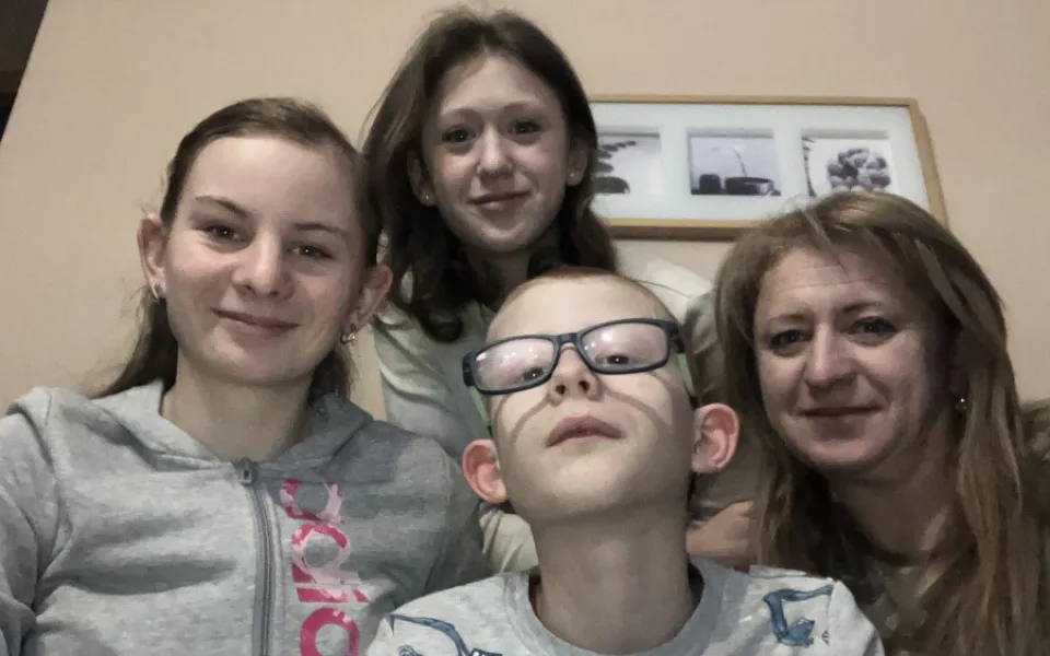 Dvě vzácná onemocnění ohrožují život jedenáctiletého Štěpána. Starší sestru inspiroval ke studiu na zdravotnické škole