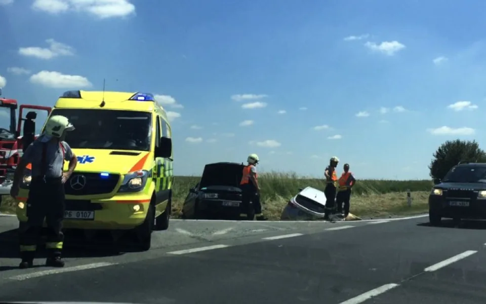 Na křižovatce se stala řada vážných nehod