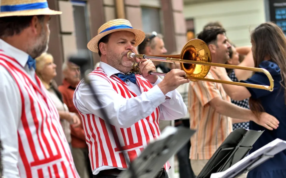 Západočeskou metropoli rozezní dixielandový festival, tóny jazzu promění ulice v taneční parket