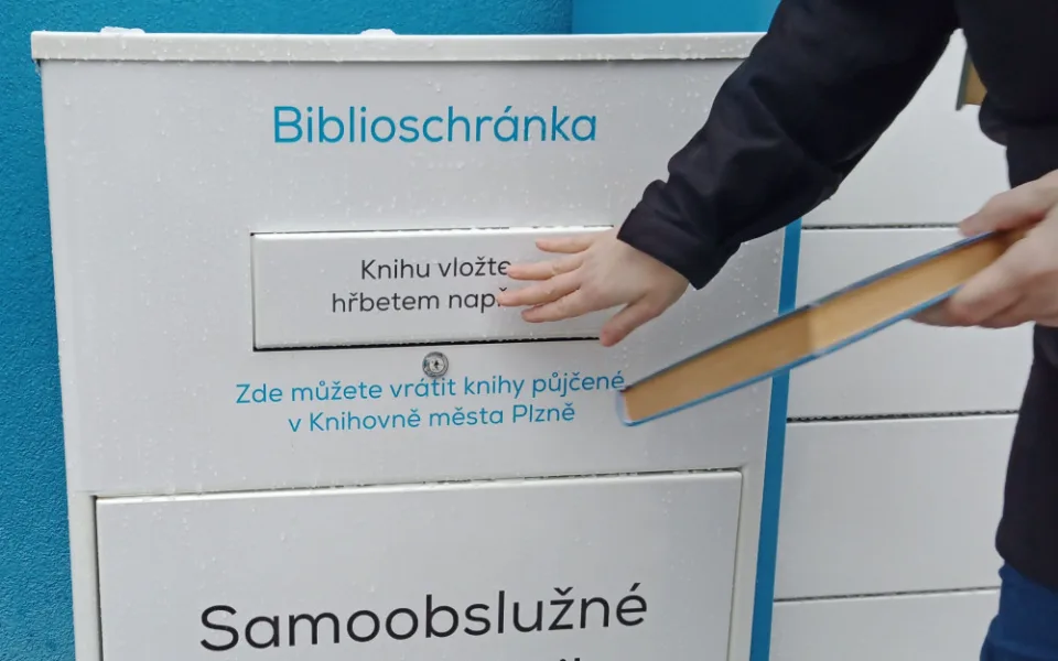 Knihovny usnadňují čtenářům výpůjčky i vracení knih, poslouží k tomu nové biblioschránky