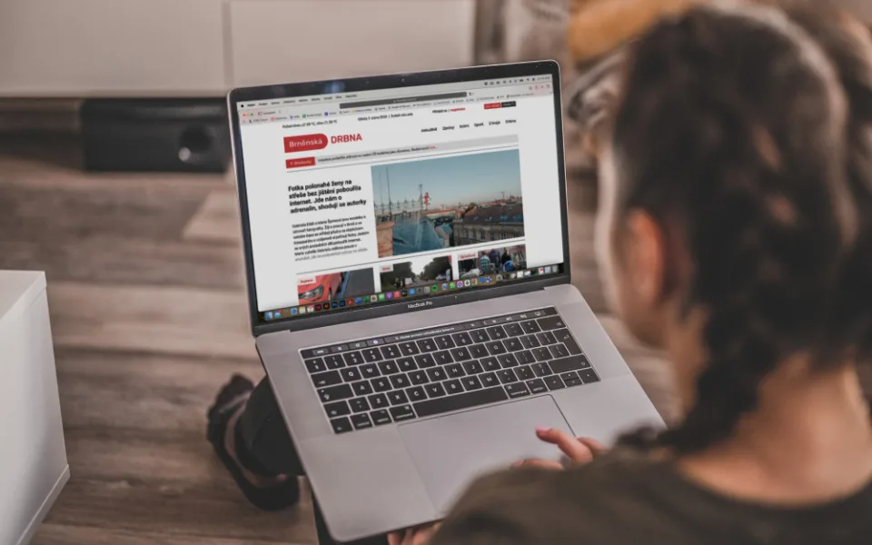 Připojte se k Drbně: Staňte se obchodním zástupcem