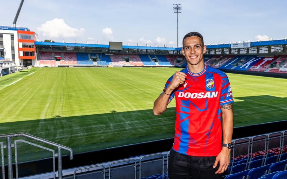 Plzeň našla náhradu za Hranáče, z Partizanu přišel srbský stoper Markovič.