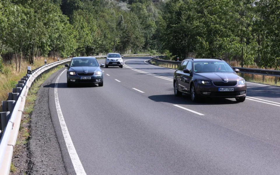 Dvojice nových staveb významně vylepší frekventované silnice v Plzeňském kraji