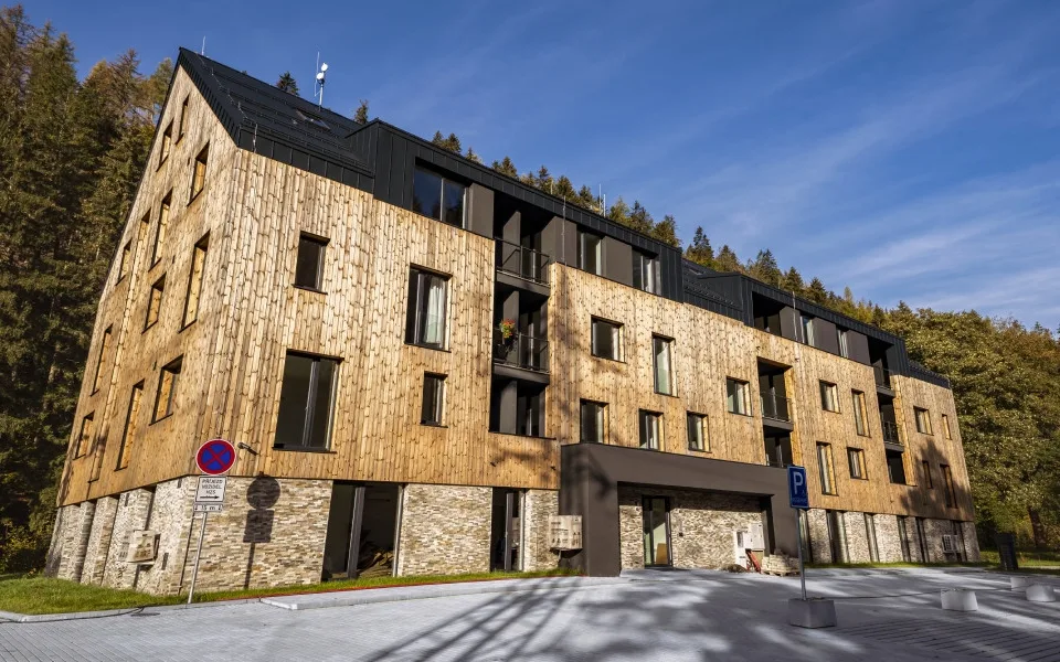 Horské apartmány v Česku lákají investory, ceny šplhají vzhůru