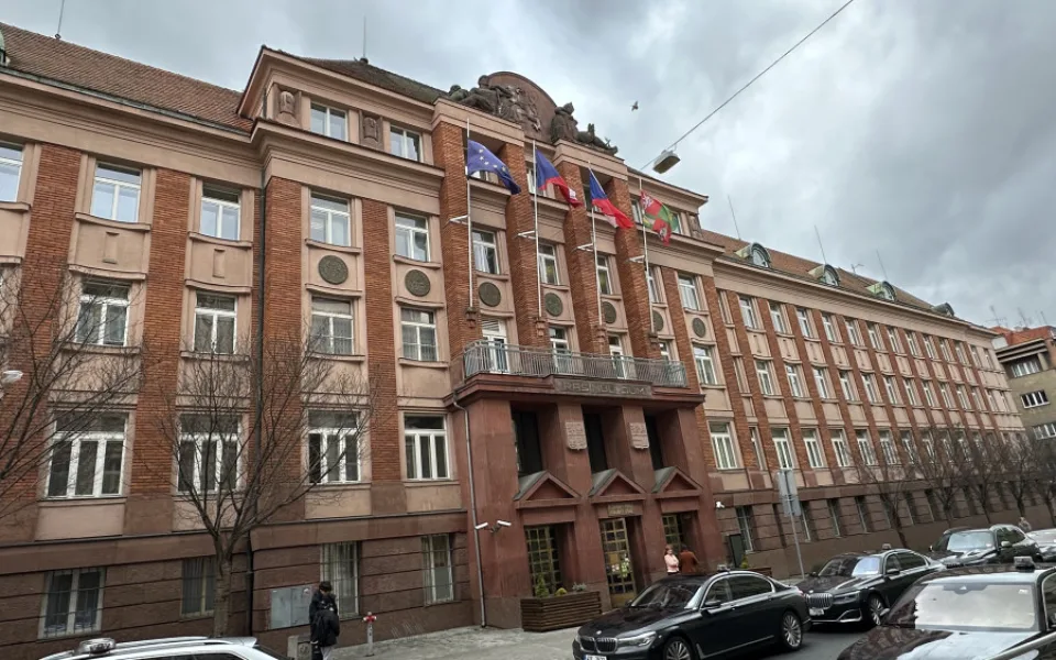 Sídlo Plzeňského kraje se nachází ve Škroupově ulici v Plzni
