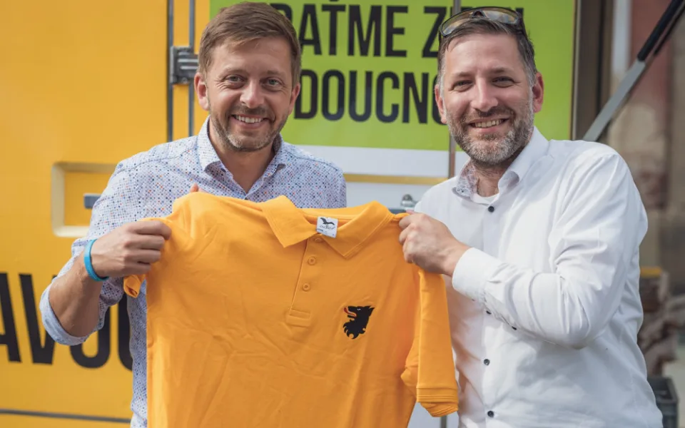 Vít Rakušan (STAN) a hejtman Plzeňského kraje Rudolf Špoták (Piráti) během kampaně v roce 2021