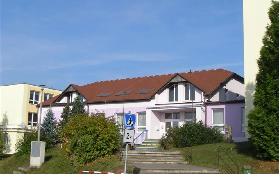 Stěhují se tam lidé z Prahy i z Plzně. Strašice na okraji CHKO Brdy se za deset let rozrostly o pětinu na 3000 obyvatel