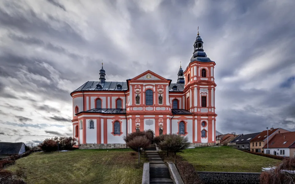 Přeštice u Plzně přestaví s církví areál a okolí bývalého statku u hlavního tahu