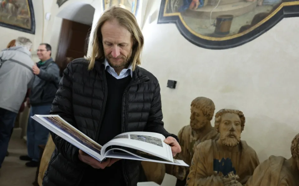 Český les jako kraj zapomenutých příběhů představuje nová kniha, která doplňuje tematickou trilogii