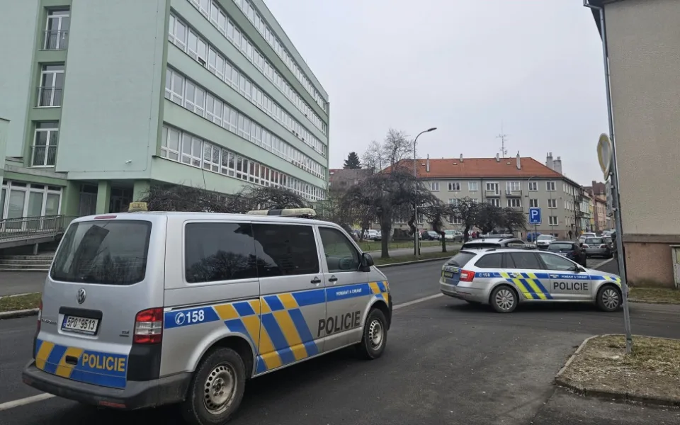 Další útok na sociálku, anonym opět zahrozil bombovým atentátem