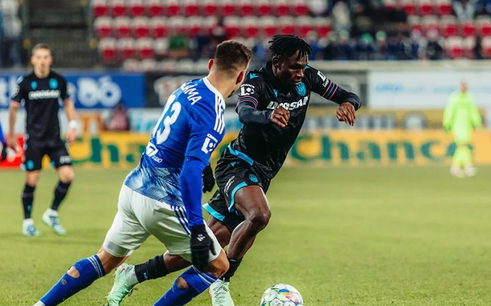 Fotbalisté Plzně prohráli v Olomouci 1:2 a na vedoucí Slavii ztrácejí už 10 bodů