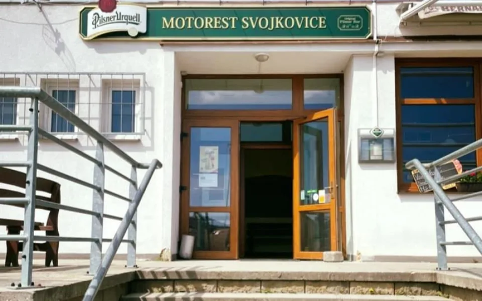 V motorestu se uskuteční mezinárodní koncert skinheadských skupin