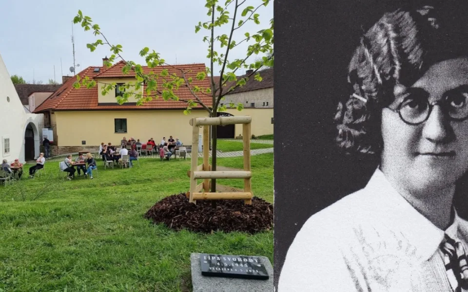 U lípy svobody před slavným statkem U Matoušů si lidé připomenou odvahu jeho obyvatelky Barbory Raisové