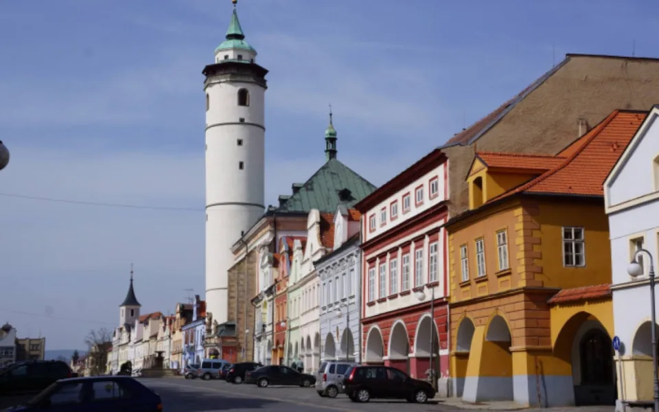 Hasiči poběží ve výstroji na věž v Domažlicích