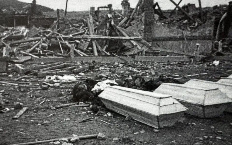 Děsivý masakr zažila před 80 lety Plzeň. Při obřím náletu spojeneckých bombardérů zahynulo minimálně 850 osob