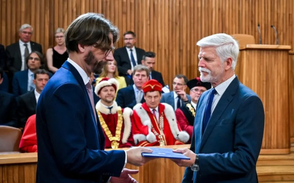 Nového profesora ZČU jmenoval prezident Petr Pavel