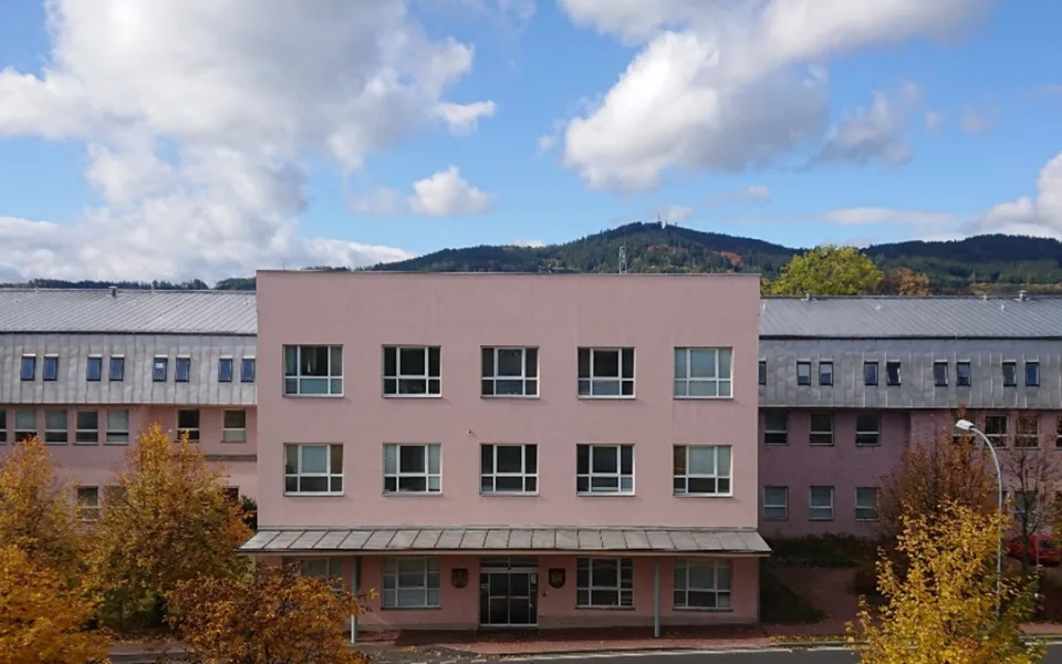 Kraj poskytne Sušici 10 milionů na úhradu provozní ztráty nemocnice