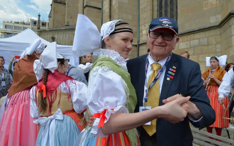 Ve věku 100 let zemřel válečný veterán a osvoboditel Plzně Herman Geist
