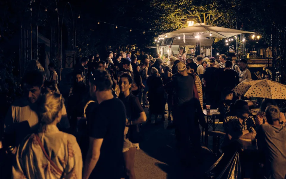 Další ročník Inspiral Garden promění centrum Plzně v kulturní oázu.