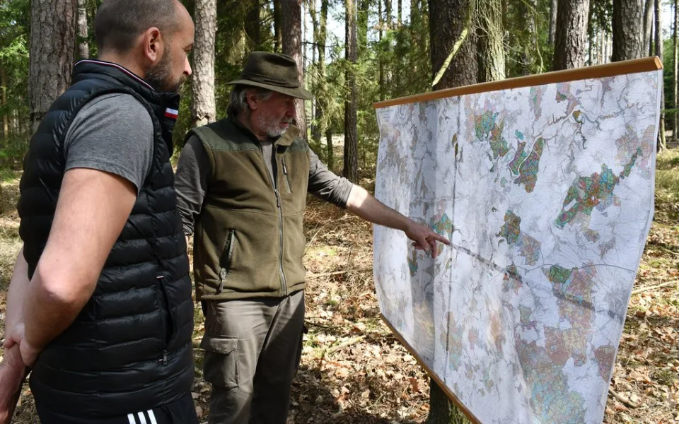 Budování lesních tůněk, políčka pro zvěř i těžba dřeva, městské lesy mají plán na deset let