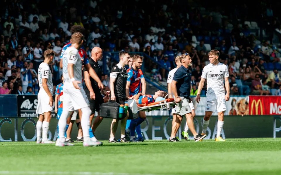 Fotbalová Plzeň si znovu stěžuje na rozhodčí. Nepotrestali podlí ní surové fauly