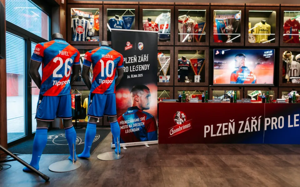 Fotbalisté Plzně odehrají zápas proti Ostravě s jmenovkami osobností na dresu
