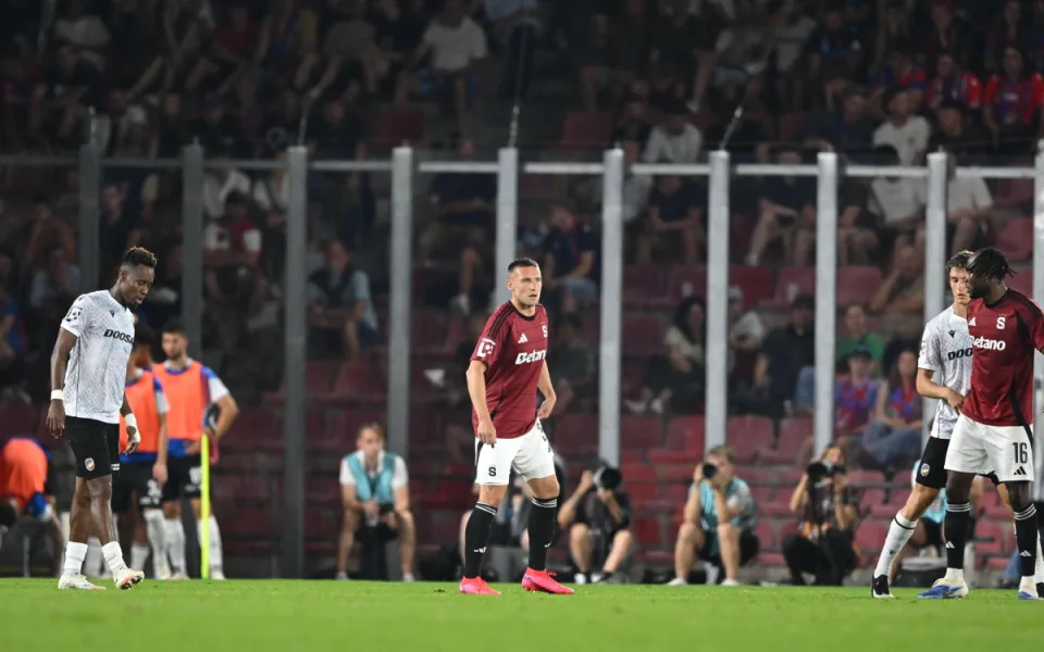 Fotbalisté Sparty porazili po obratu Plzeň 2:1, z penalty rozhodl Birmančevič