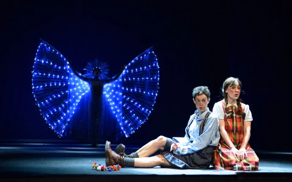 Slavná opera Jeníček a Mařenka vás vtáhne do světa fantazie a sladkého pokušení