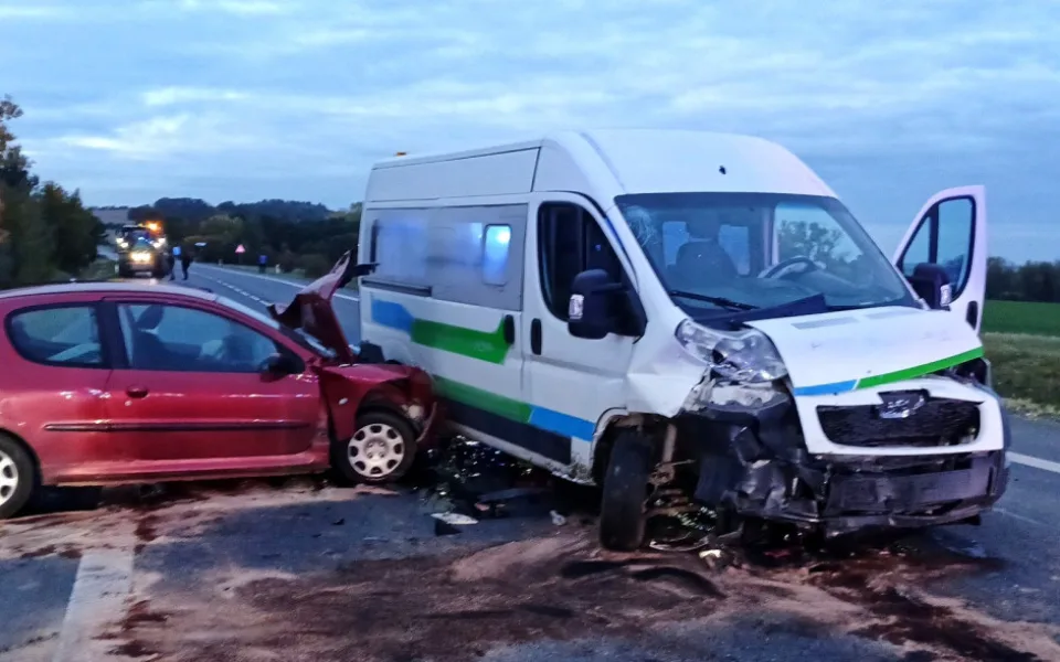 Zfetovaná a opilá řidička se rozhodla zabít sebe i svou osmiletou dcerou