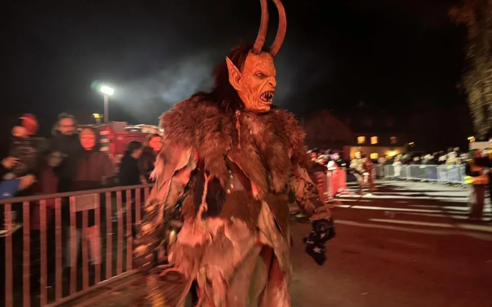 Děsiví Krampusáci budou strašit pro dobrou věc, podpoří nemocnou holčičku