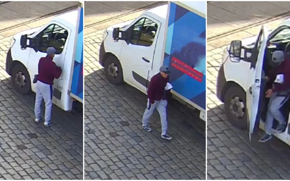 Z neuzamčeného auta ukradl zloděj přes 80 tisíc korun, pátrá po něm policie