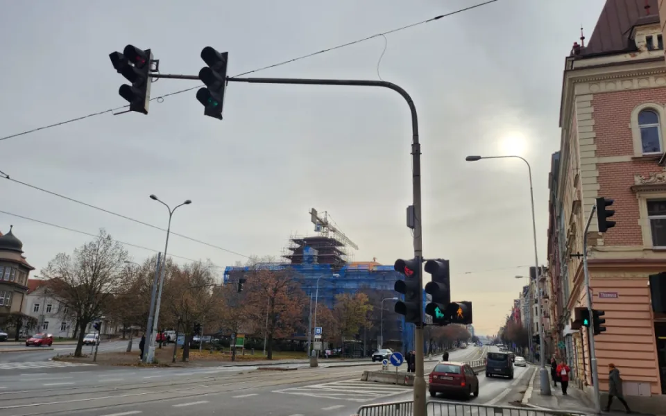 Město vymění semafory na Chodském náměstí, akce vyjde na 6,2 milionu