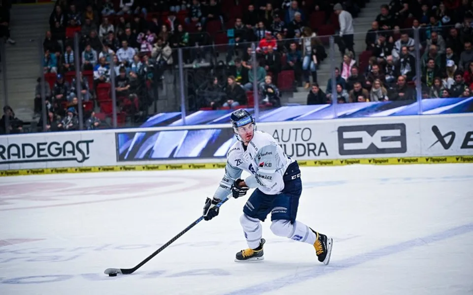 Sparta díky hattricku Kousala vyhrála po divoké přestřelce v Plzni 6:5